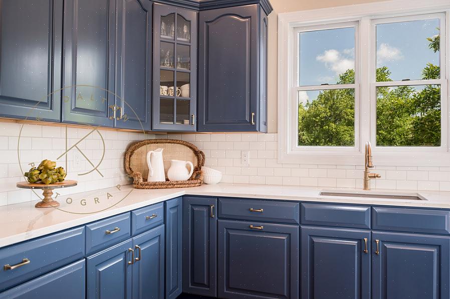 Benkeplateprodusenter har utviklet materialer med solid overflate som holder bedre mot varme