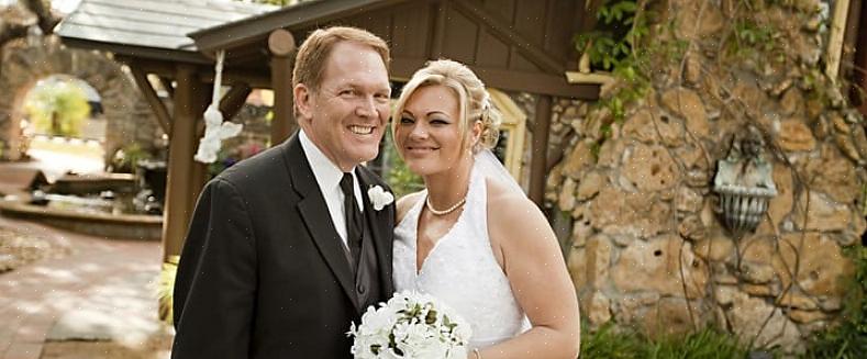 Husk å løfte glasset under toasten