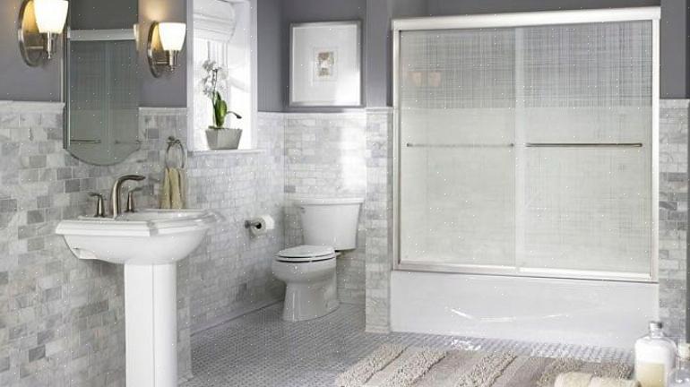 Fest rørene på nytt og slå på vannforsyningen