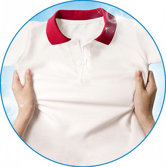 Oppløs en kopp natron i fire kopper varmt vann