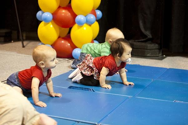 Be gjestene sende bilder av seg selv som babyer