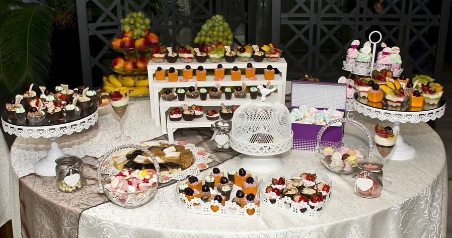 Bekjente til den avdøde ved en begravelse eller mottakelse