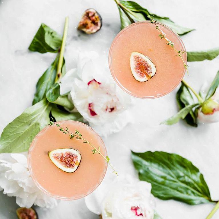 Hvordan nekte en invitasjon nådig