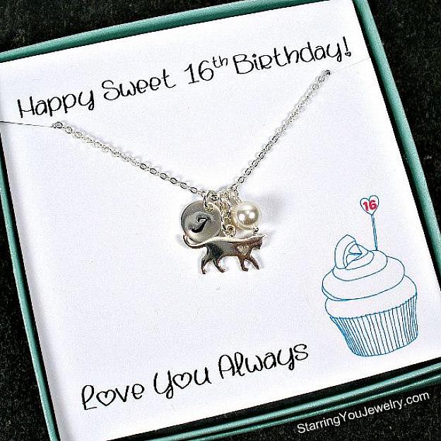 Legg det deretter ut på nettet for å fungere som et virtuelt 16-årsdagskort