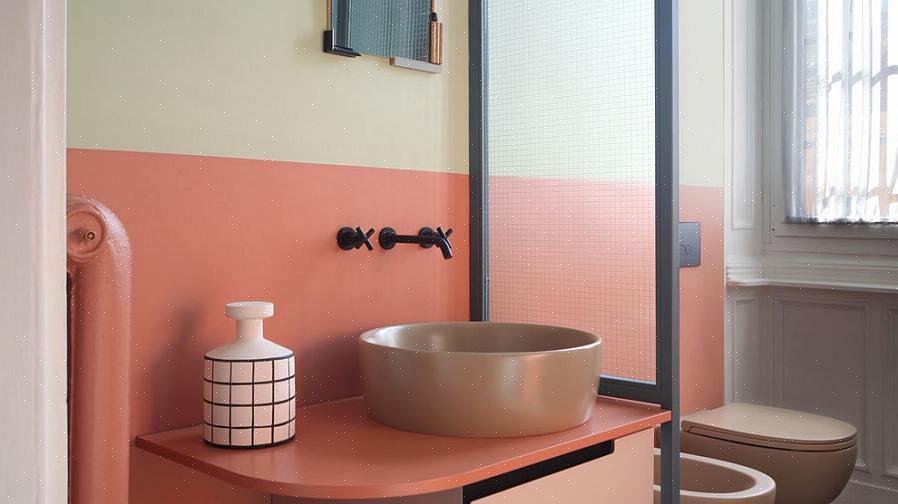 Den italienske produsenten Ornamenta introduserte en keramisk flisekolleksjon kalt Tangle