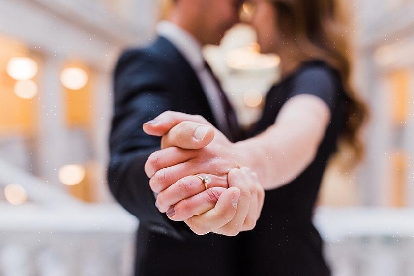 Du vil vite at du gifter deg med den rette personen når du føler støtte