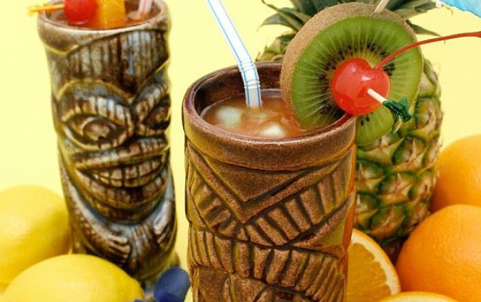 Skjell og en flaske karibisk varm saus