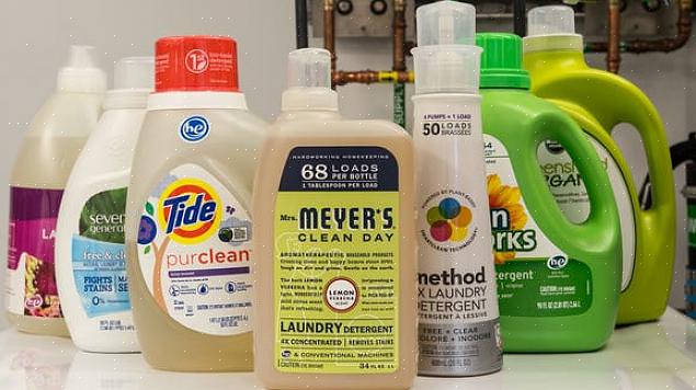 Et skånsomt vaskemiddel kan brukes til delikate stoffer