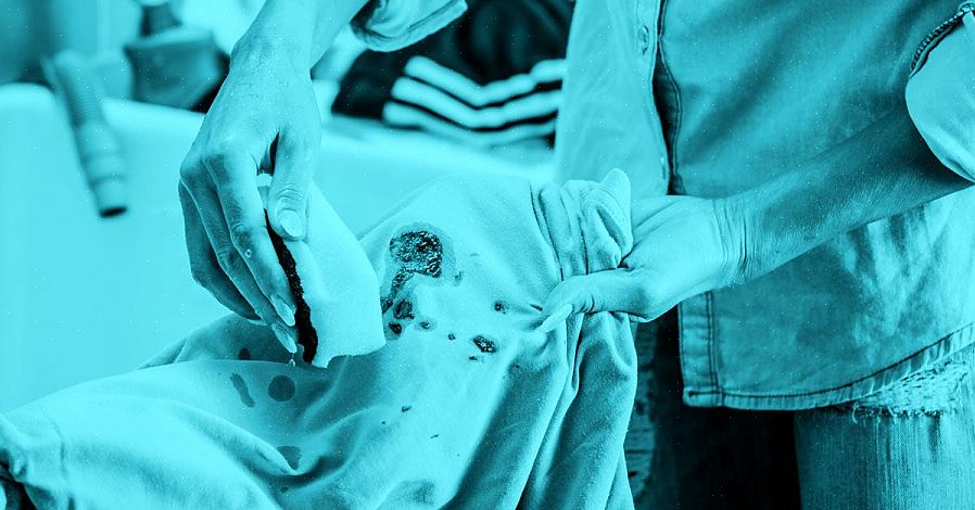 Gjenta metoden etter behov med en fersk løsning av oksygenblekemiddel