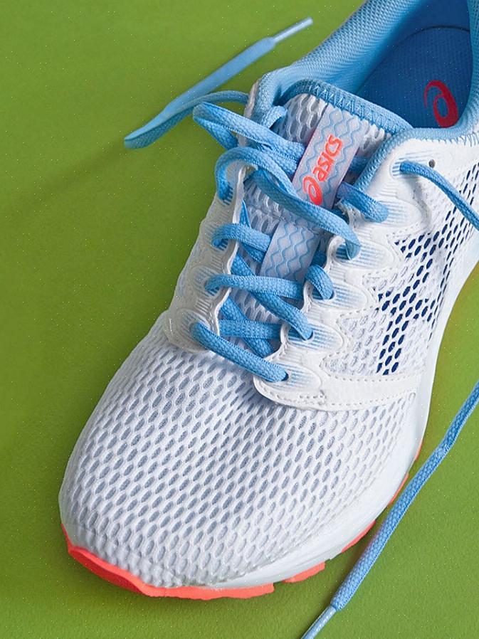 For slitemerker på lær- eller kunstskinnsko