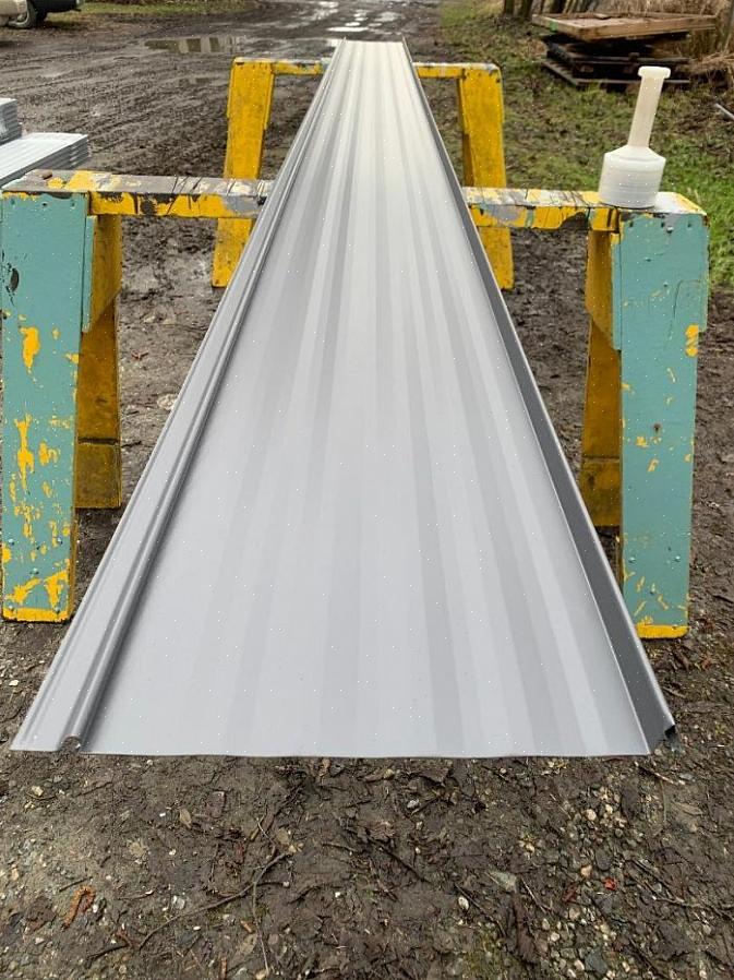 Metalltak kan installeres over ditt eksisterende tak uten å rive av helvetesild