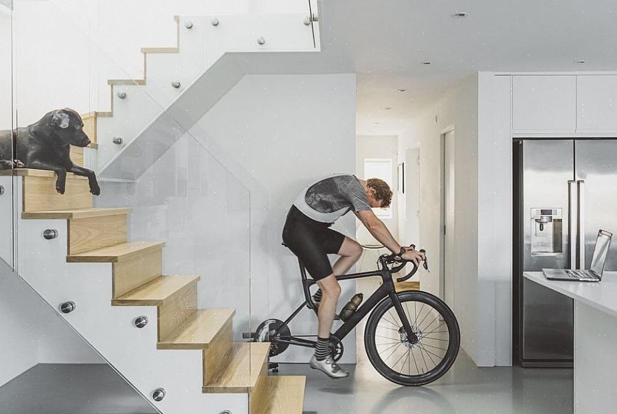 Når du begynner å slippe arbeidsmannskaper inn i huset ditt