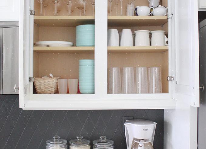 Og kom i gang med kjøleskapet mens det gjør magien