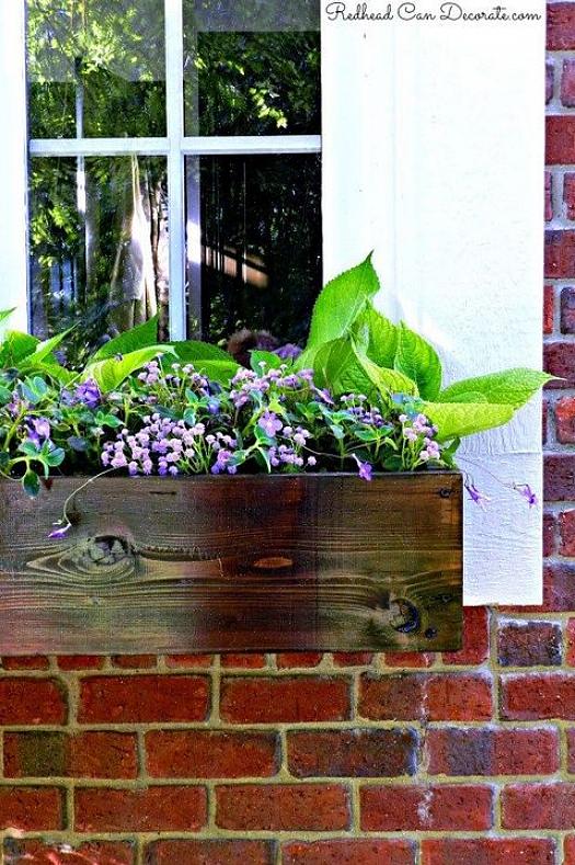 For denne vindusboksen på et 150 cm bredt vindu vil boksens totale lengde være 165 centimeter