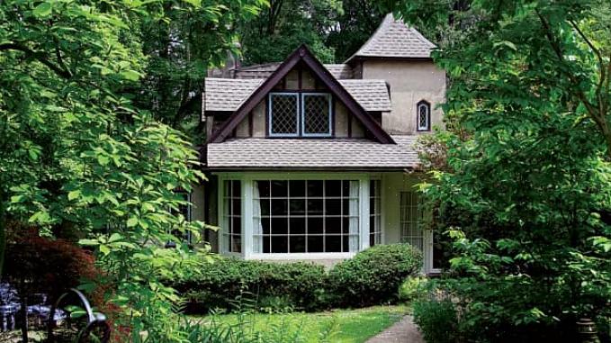 Arts and Crafts-bevegelsen var direkte knyttet til fremveksten av Craftsman and Bungalow-stil hjem