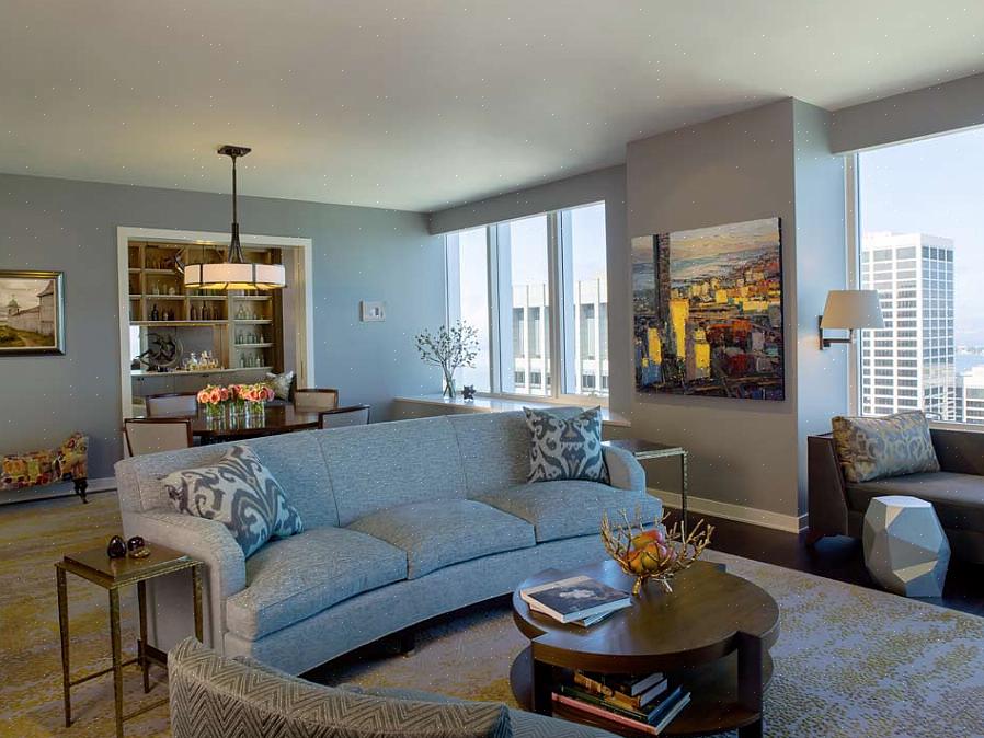 Hvorfor holde deg oppe inne når du kan utvide den beboelige delen av eiendommen din ved å lage utendørs