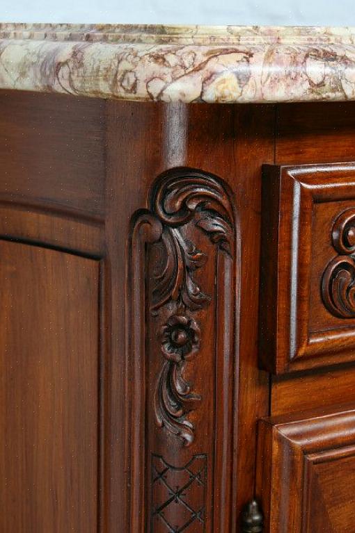 Vi viser deg hvordan du kan antikke treverk