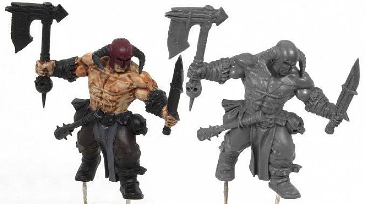 Fjern maling fra metall med kokende vann