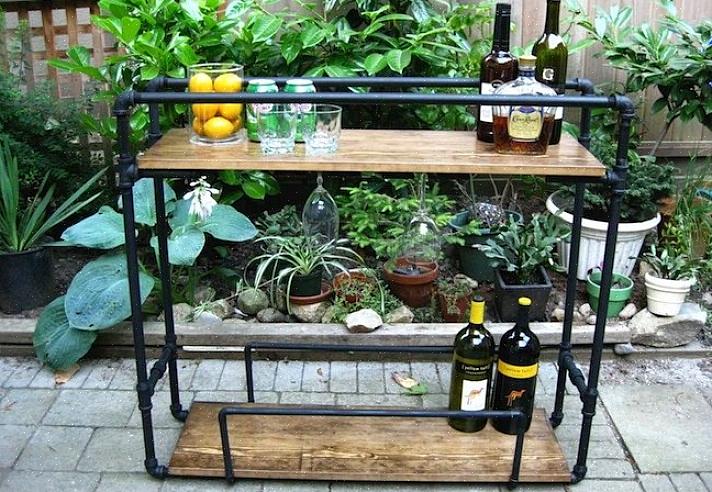 Fest bena til endestykker og midtre avstivning