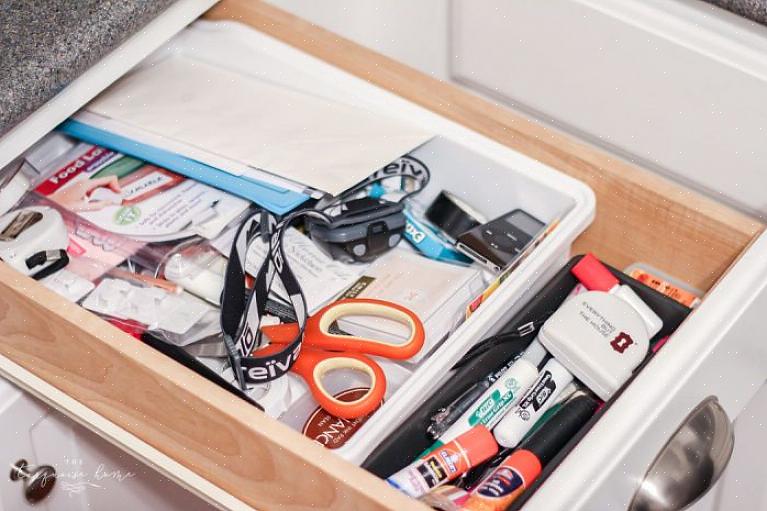 "kupongskuffen" eller "flerbruksskuffen"