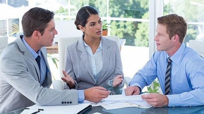 Spør arbeidsgiverens representant om hun vil faksere eller sende brevet direkte til utleier eller gi