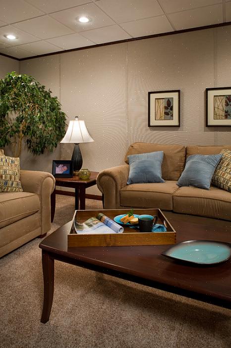 Kostnadene for et Owens Corning Basement Finishing System er vanligvis mellom 37€