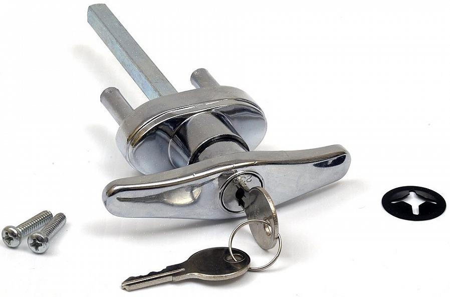 For å fjerne en elektrisk garasjeportåpner