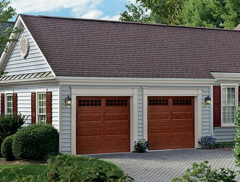 Den automatiske åpneren manifesteres ofte i rykkete bevegelser