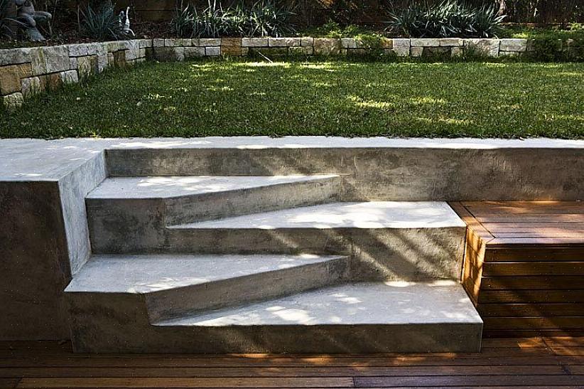 For profesjonell installasjon kan betongtrinn vanligvis koste nesten 220€ per trinn