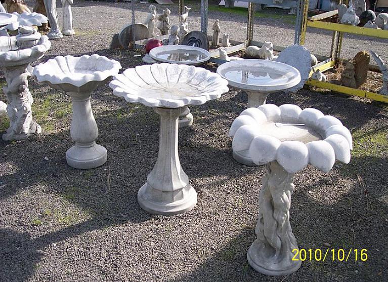 Betongfuglbad er enkle å finne