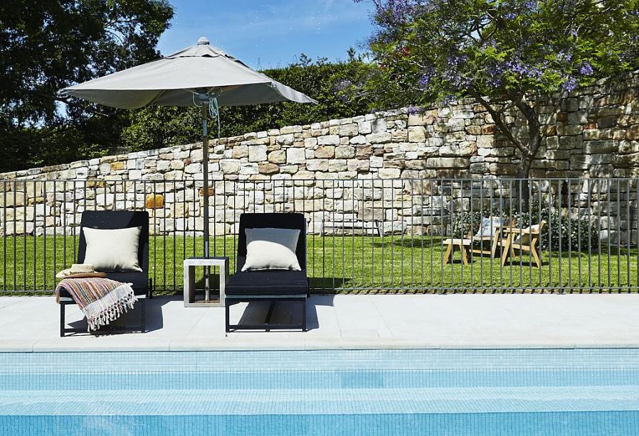 Utendørs paraplyer kan være laget av lerret