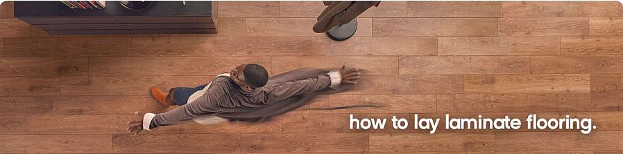 Dette består av et tynt lag med skummateriale som fungerer som en pute mellom undergulvet