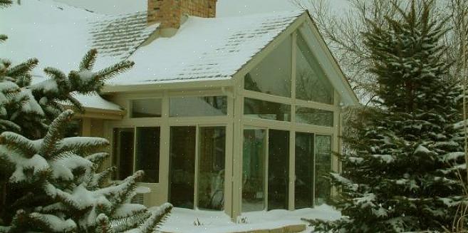 Frigjør det en rekke forurensninger som belegger skorsteinens innside